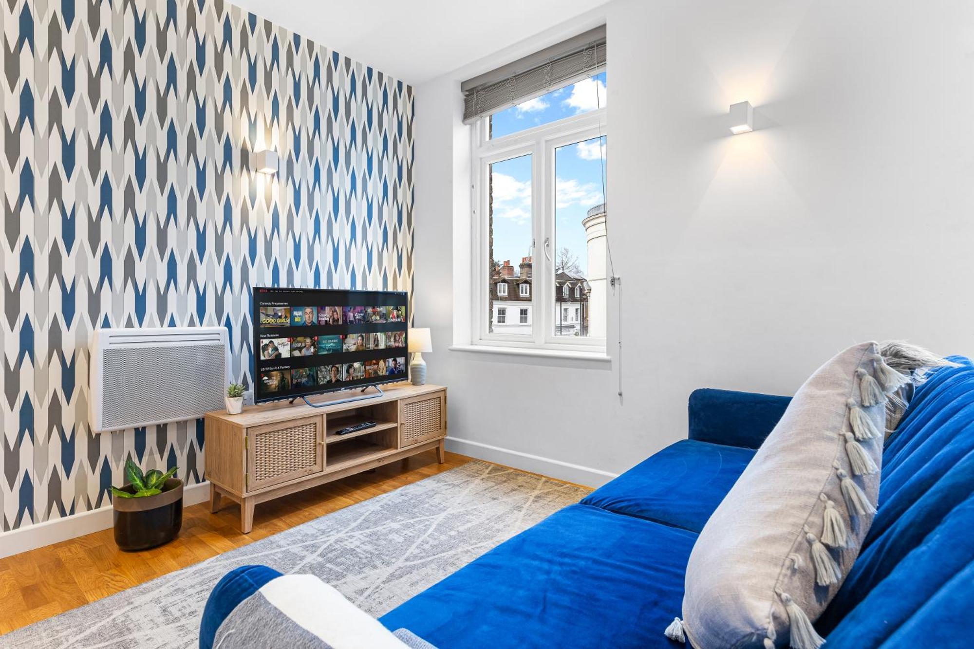 Apartment Modern One Bedroom Flat - Near Heathrow, Windsor Castle, Thorpe Park - Staines Tw18 London